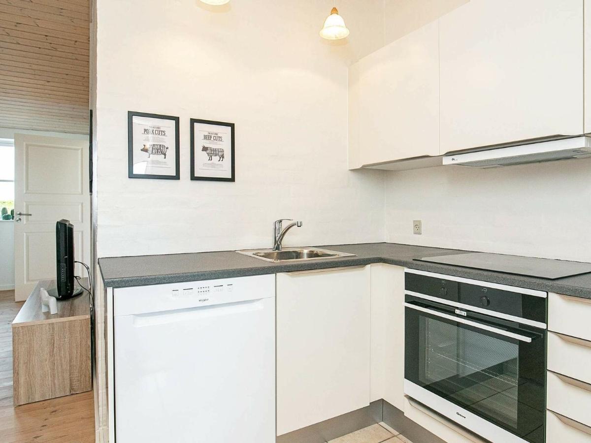 6 Person Holiday Home In Faaborg Room photo